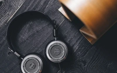 The 8 Best Headphone Stands for Your Desk Setup