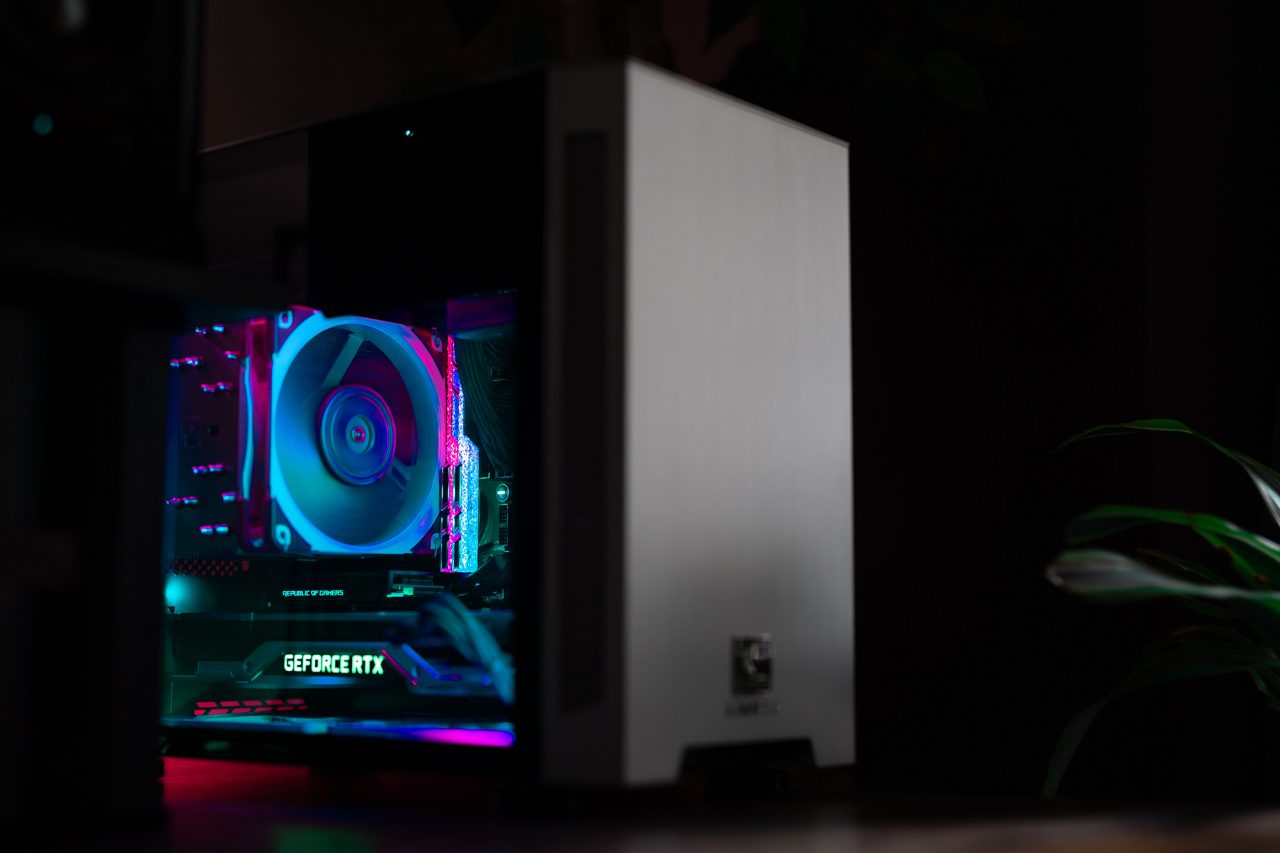 The 5 Best Portable PC Cases With Handles (Buying Guide) Voltcave