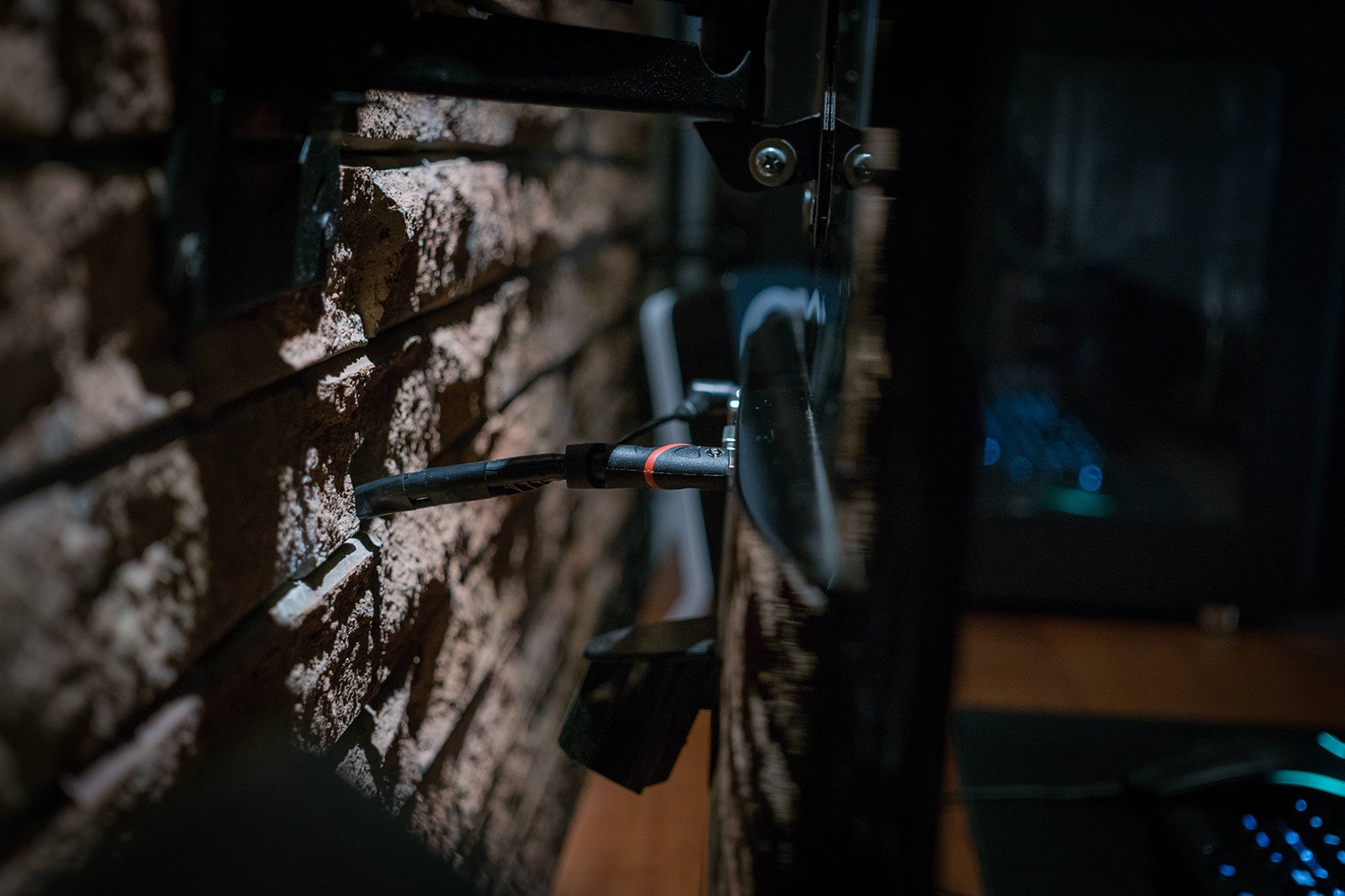 The 5Step Guide to Perfect Desk Cable Management Voltcave